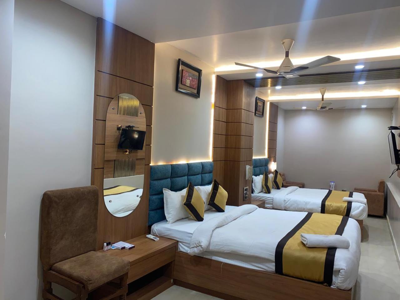 Hotel New Grand Диогар Екстериор снимка
