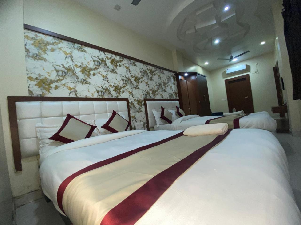 Hotel New Grand Диогар Екстериор снимка